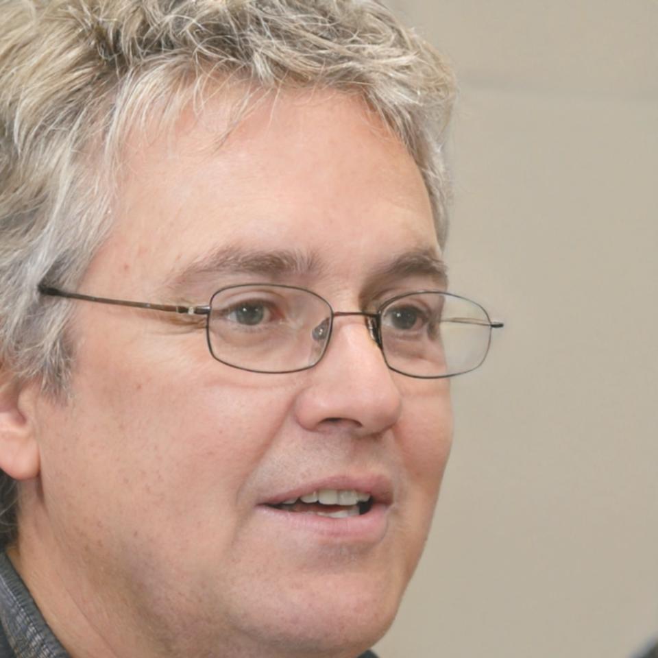Tavish profile photograph